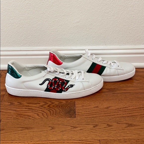 gucci ace snake embroidered